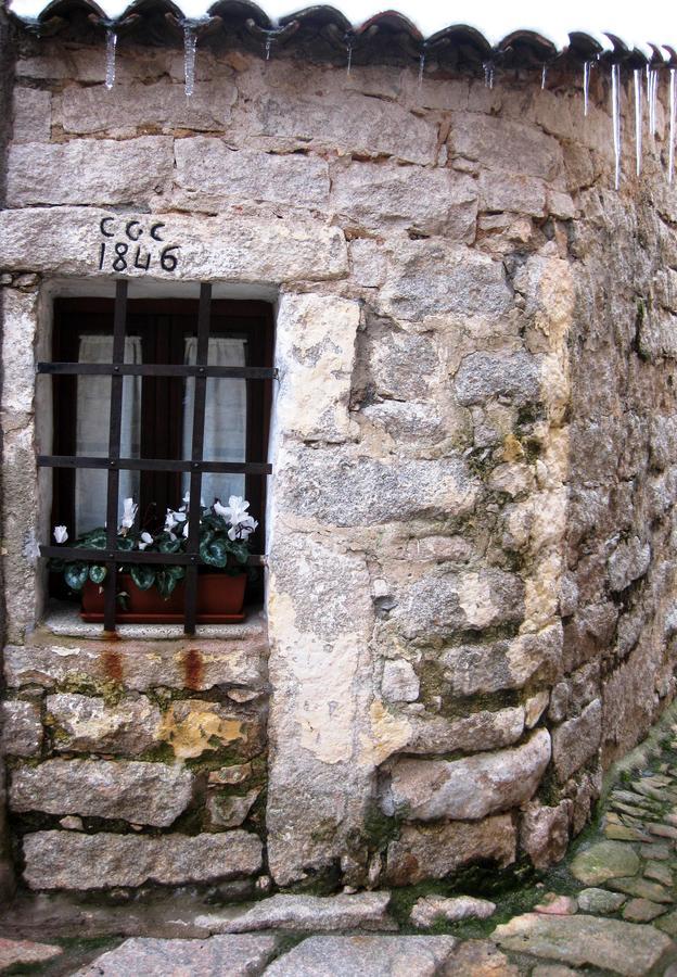 Вилла La Casa Del Rosario Aggius Экстерьер фото